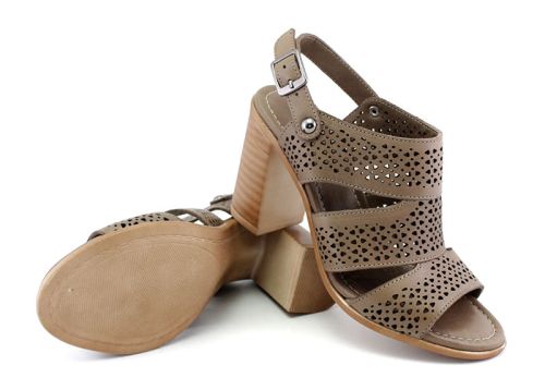 Дамски сандали от естествена кожа в цвят визон - Модел Далия.