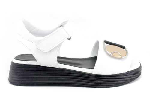 Дамски сандали в бяло и черно - Модел Клара