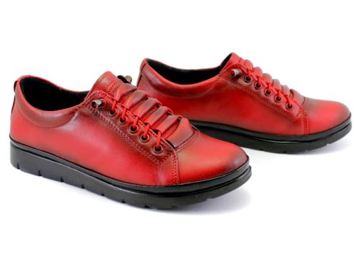 Дамски, ежедневни обувки в червено - Модел Хера.