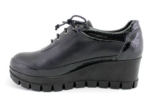 Дамски, ежедневни обувки в черно - Модел Матилда