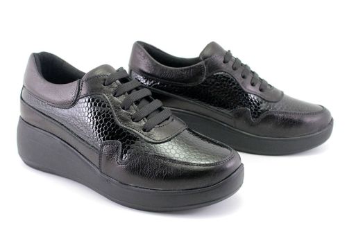 Дамски, ежедневни обувки в черно - Модел Сиела