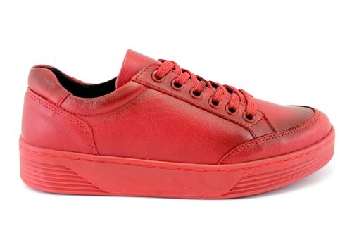 Дамски, спортни обувки в червено - Модел Ангелика