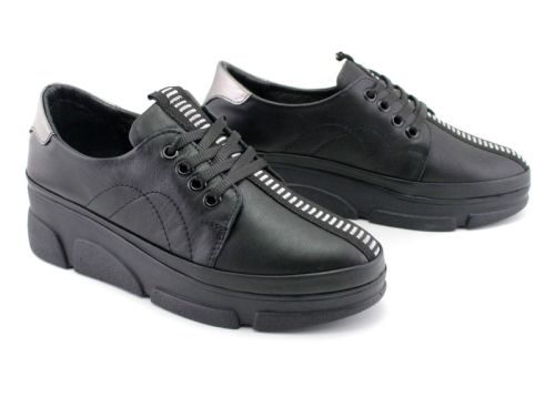 Дамски, ежедневни обувки в черно - Модел Мелита.