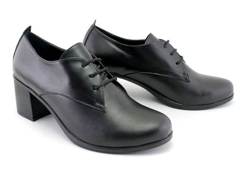 Дамски елегантни обувки в черно - Модел Нерия