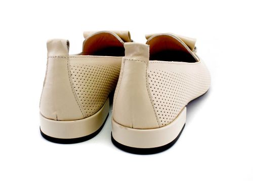 Дамски обувки от естествена кожа в бежово - Модел Ариел
