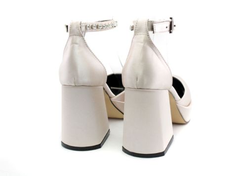 Дамски, високи сандали със затворени пръсти в бежово - Модел Орхидея