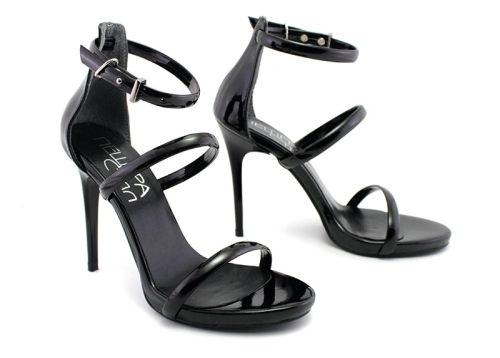 Дамски, официални сандали в черно - Модел Дороти.