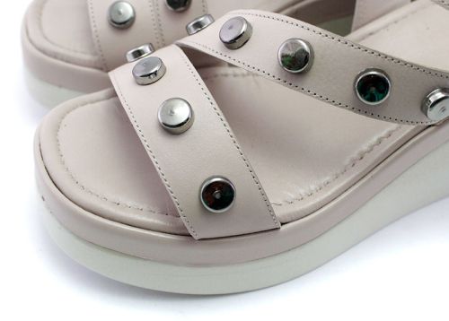 Дамски сандали на платформа в сив цвят - Модел Стела