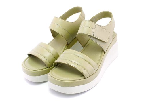 Дамски сандали на платформа в цвят зелен - Модел Хейли