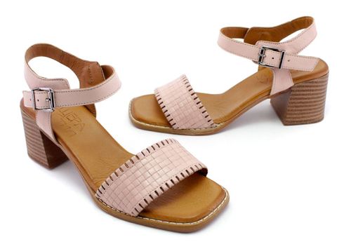 Дамски сандали от естествена кожа в розова пудра - Модел Сузана
