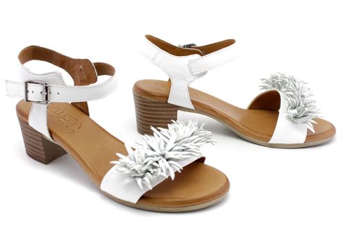 Дамски сандали в бяла кожа - Модел Кейла.