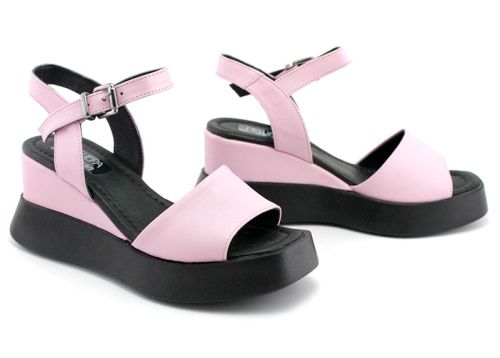 Дамски сандали на платформа в  розово - Модел Арасели