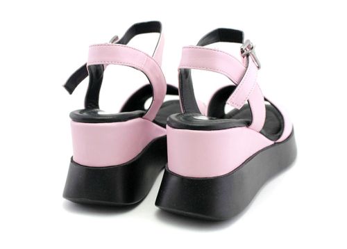 Дамски сандали на платформа в  розово - Модел Арасели