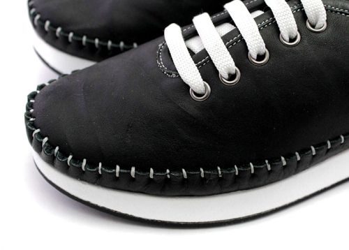 Дамски, пролетно летни обувки от естествена кожа в черно - Модел Саманта