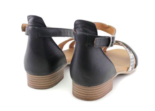 Sandale de dama din piele naturala de culoare neagra - Model Levi