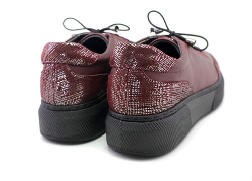 Дамски, ежедневни обувки в бордо - Модел Талия