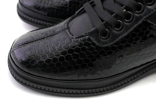 Дамски ежедневни обувки без връзки в черно - Модел Ахинора