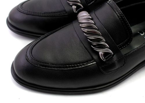 Дамски ежедневни обувки без връзки в черно - Модел Патриция