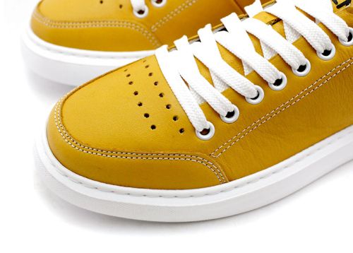 Дамски, спортни обувки в жълто - Модел Юлияна.