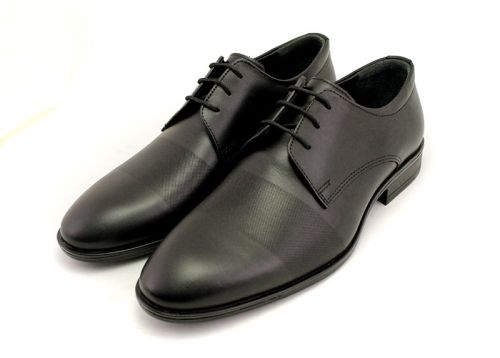 Мъжки официални обувки в черно, модел Макларън.