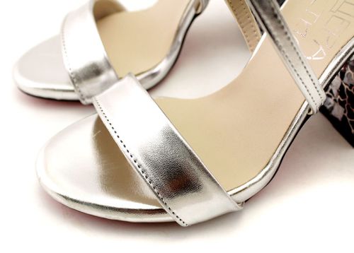 Дамски сандали на висок ток в сребърно - Модел Ейлин.