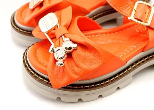 Дамски сандали от естествена кожа в оранжево, модел Есмералда.