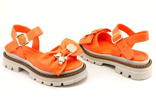 Дамски сандали от естествена кожа в оранжево, модел Есмералда.
