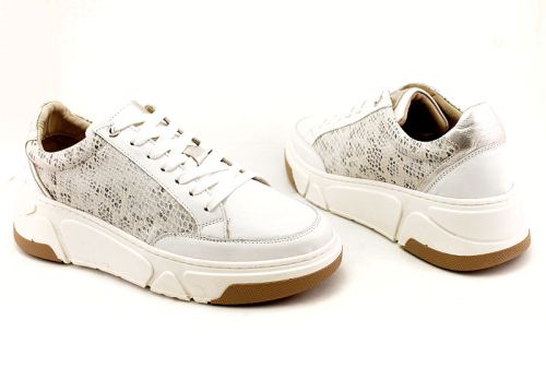 Дамски спортни обувки в бяло - Модел Селена.