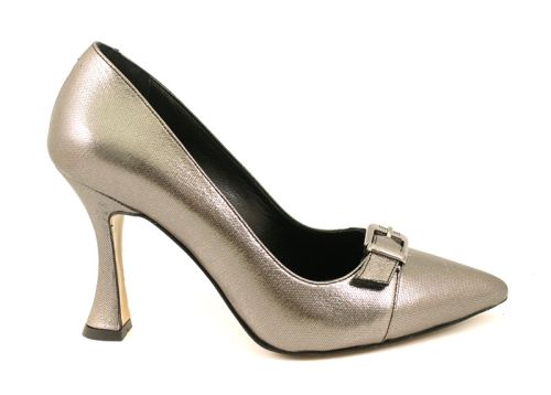 Дамски официални обувки от естествена кожа в платинено - Модел Александра.