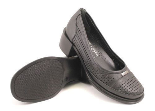Дамски летни обувки от естествена кожа в черно - Модел Евита