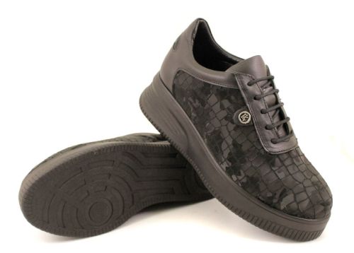 Дамски ежедневни обувки в черно - Модел Миа.