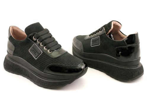 Дамски спортни обувки от естествена кожа и велур в черно - Модел Сесил.