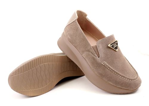 Дамски спортни обувки от естествен велур във визонено - Модел Теодора.