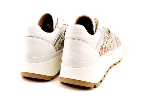 Дамски спортни летни обувки от естествена кожа в бяло - Модел Вероника.