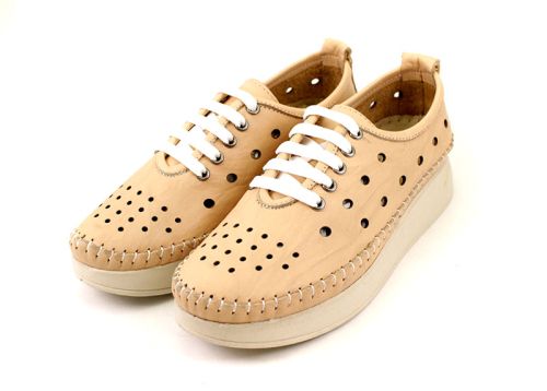 Дамски меки летни обувки от естествена кожа в бежово - Модел Самира.
