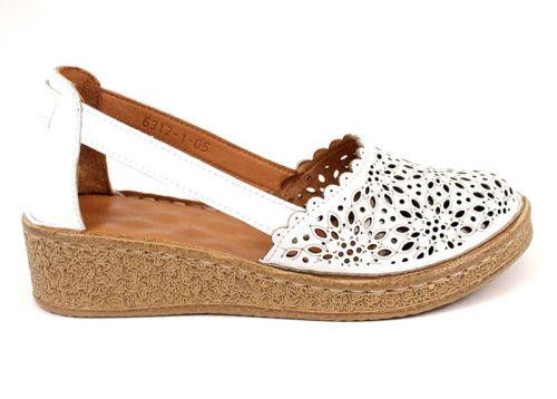 Дамски летни обувки от естествена кожа в бяло - Модел Розалин