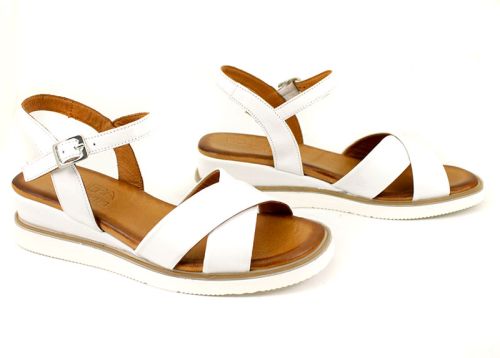 Sandale de dama cu toc mic in alb - model Liră