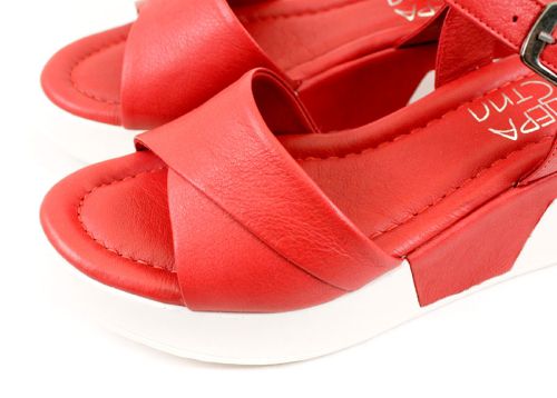 Дамски сандали в червено - модел Дъга