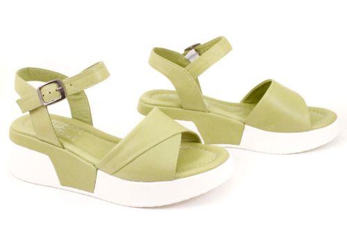 Дамски сандали в зелено - модел Дъга