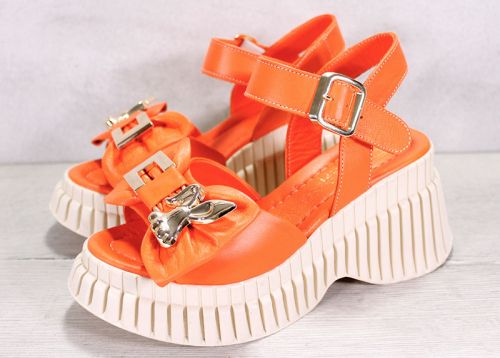 Дамски сандали на платформа от естествена кожа в оранжево - модел Кристин