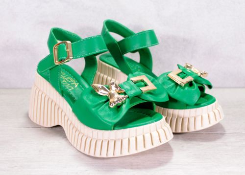 Дамски сандали на платформа от естествена кожа в зелено - модел Кристин