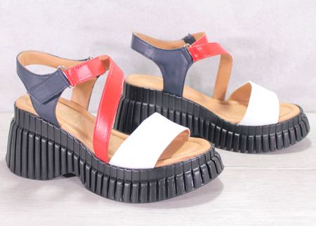 Дамски, цветни сандали на платформа от естествена кожа - модел Сиена