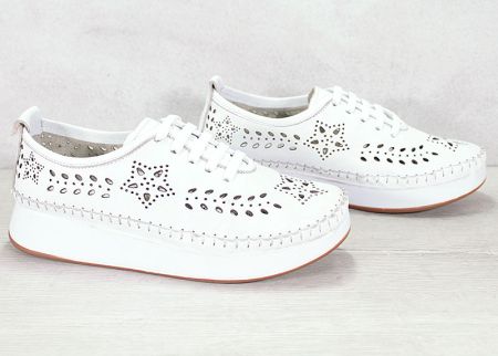Дамски меки летни обувки от естествена кожа в бяло - Модел Жаклин.