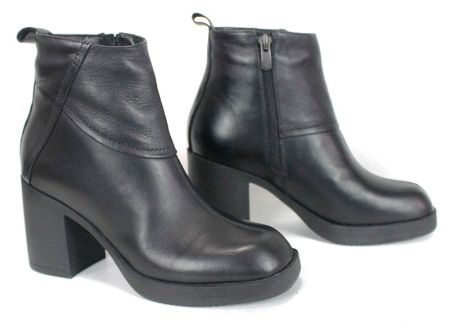 Дамски боти Noira Elevé от черна естествена кожа с елегантен ток