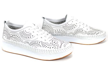 Дамски летни обувки Luna Soft от бяла естествена кожа с перфорация