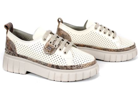 Nova Grace дамски обувки от естествен лак с перфорация и змийски принт