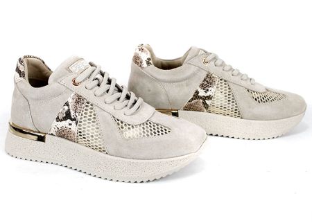 дамски сникърси от естествен велур в бежово с мрежа и питон акцент