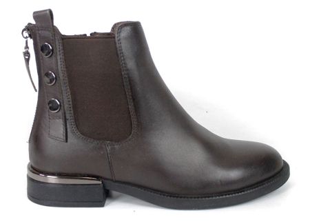 Chiara Moretti women's brown genuine leather Chelsea boots.
