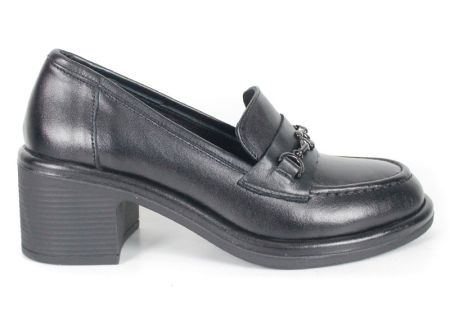 Giulia Moretti women's black genuine leather loafers with mid heel