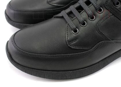 Мъжки ежедневни обувки с връзки в черно - Модел Маркос.